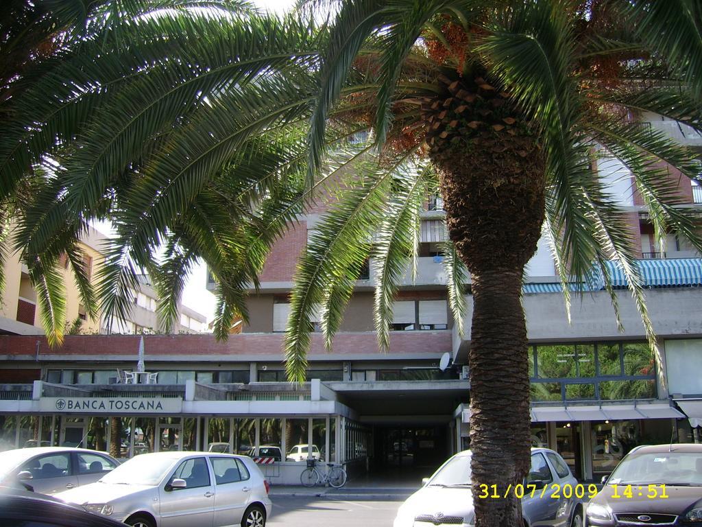 Appartamento Marina Marina Di Carrara Zimmer foto